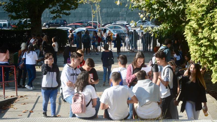 Alumnos en el IES A Xunqueira