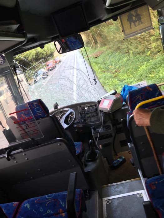 Accidente de un autobús escolar en Piloña