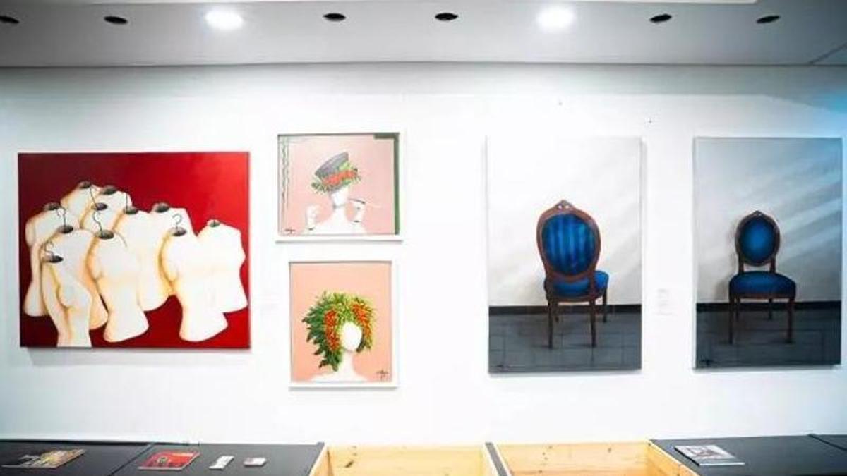 Una muestra de las obras que se exhiben en Art Vigo.