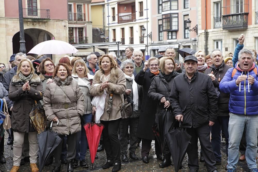 Manifestación contra el impuesto de sucesiones en Gijón