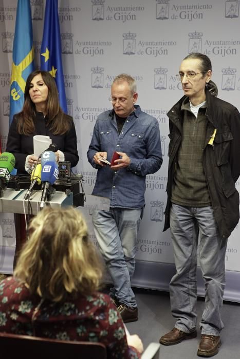 Ángel de la Calle y José Luis Paraja dan explicaciones de la deuda de la Semana Negra en rueda de prensa