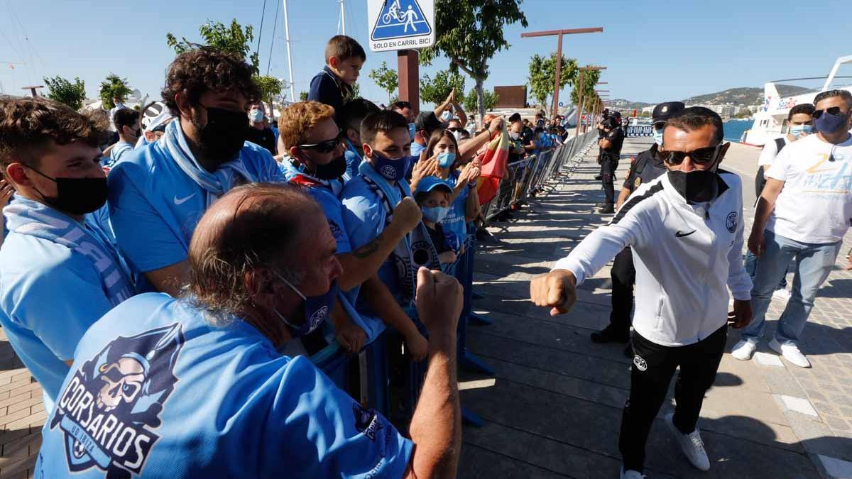 Imágenes de la celebración en casa de la UD Ibiza