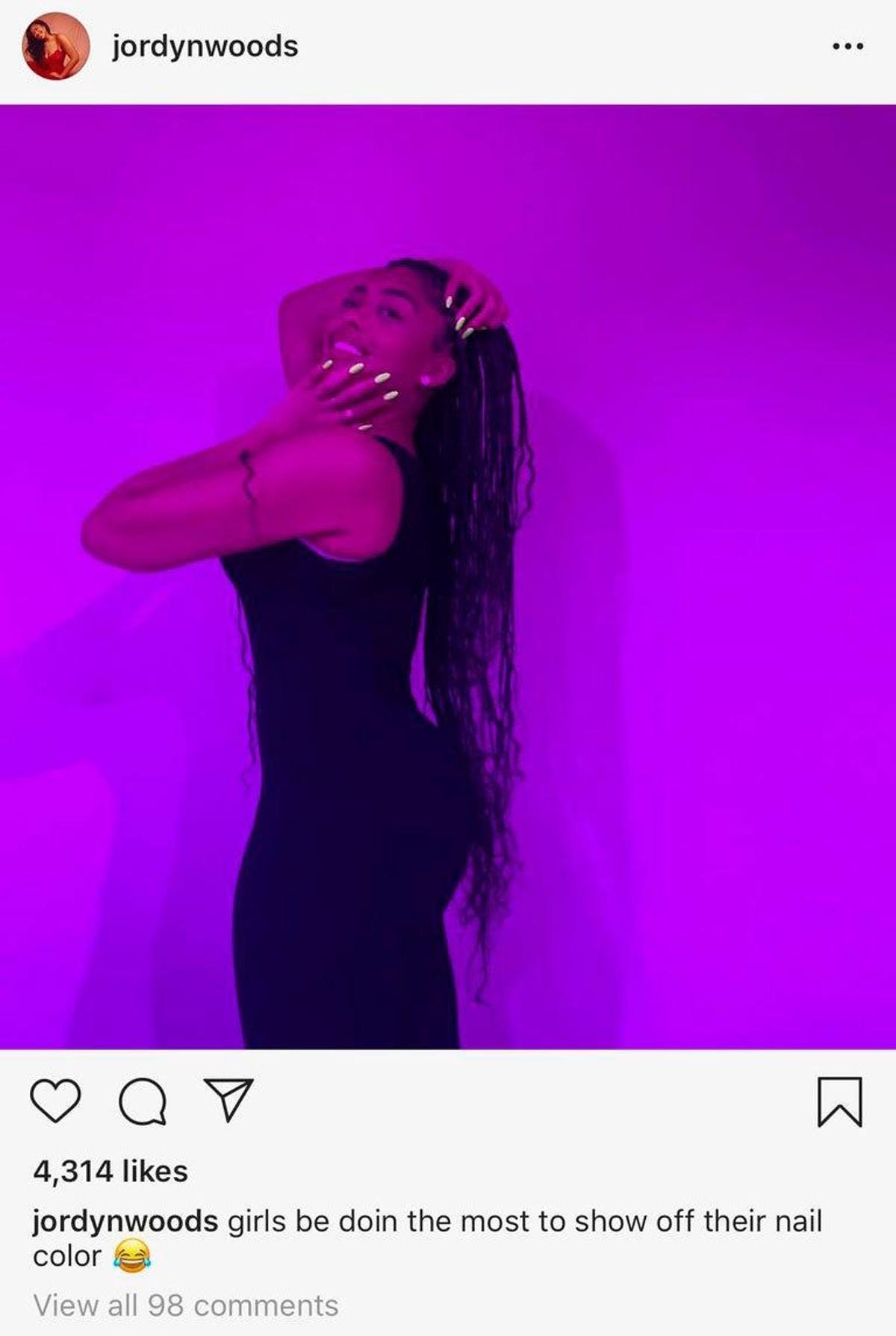 Jordyn Woods haciéndose la valiente.