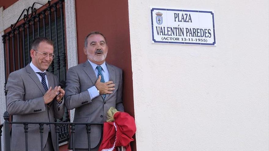 Manchita rinde homenaje a su actor Valentín Paredes