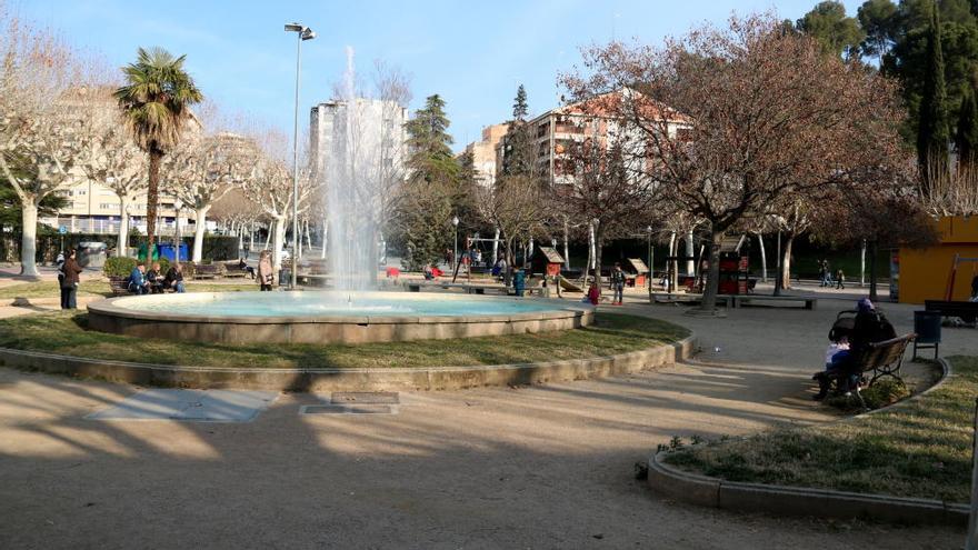 Substitueixen simbòlicament el nom de la plaça Espanya pel de plaça de la República a Manresa