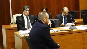 Juan Andrés Gilgado León, esta mañana, en el banquillo de los acusados de la Audiencia Provincial de Zaragoza.