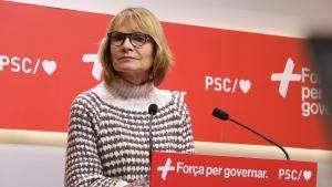 La portavoz del PSC, Lluïsa Moret, en rueda de prensa este lunes