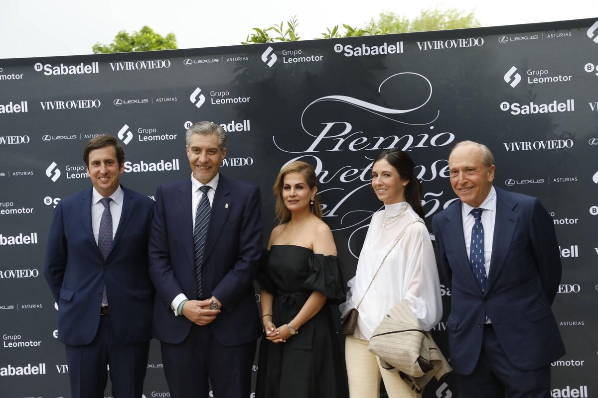 Martín Peláez, presidente del Real Oviedo, recibe el premio "Ovetense del año"