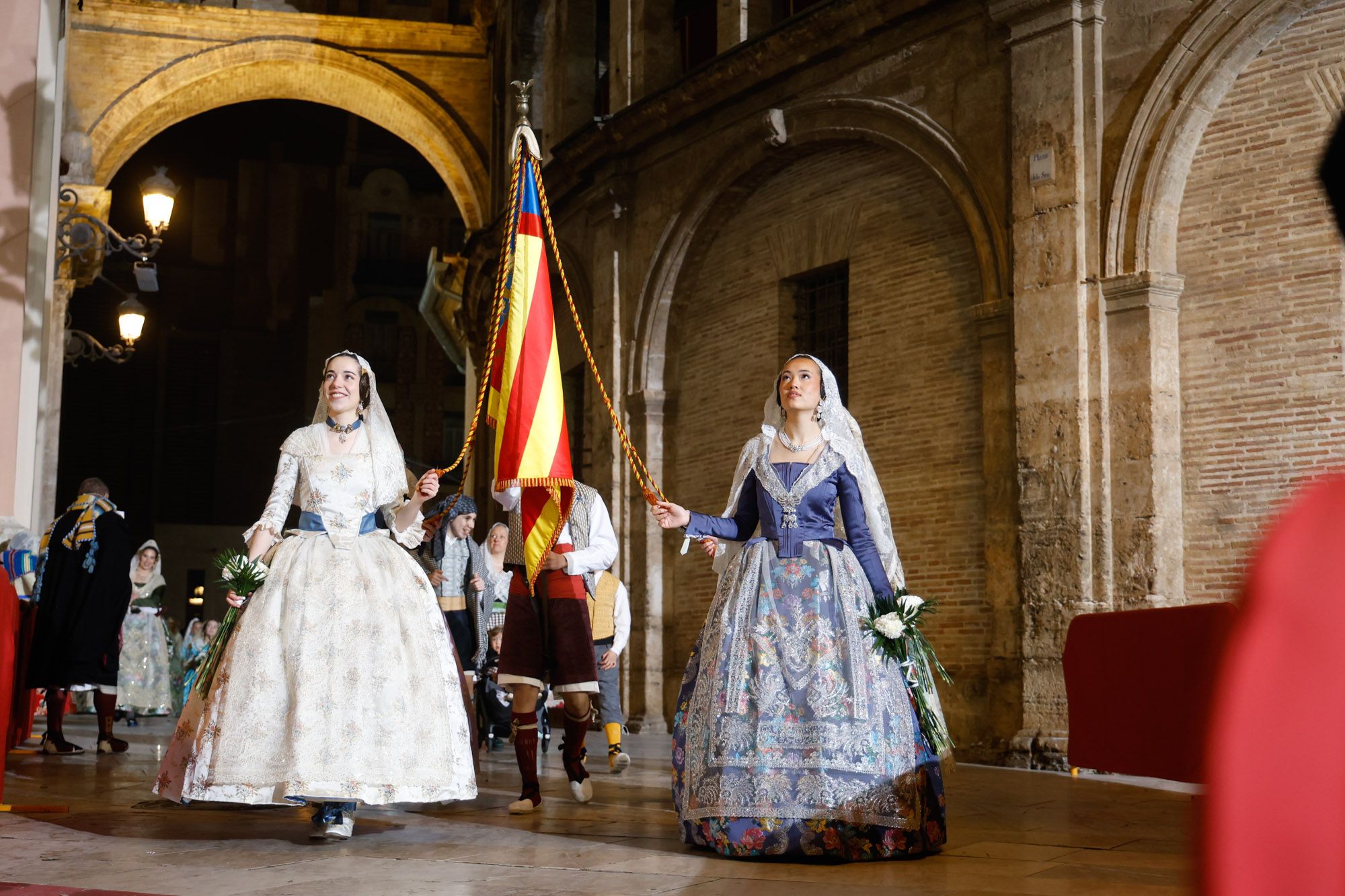 Todas las fotos de la Ofrenda del 17 de marzo por la calle de la Paz de 21:00 a 22:00 horas