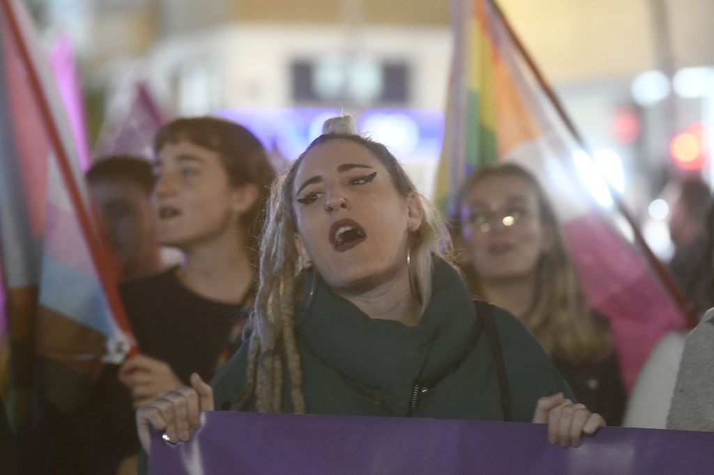 Las imágenes de la manifestación contra la violencia machista en Murcia