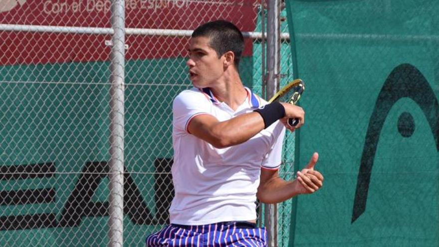 Carlos Alcaraz, en el torneo de Villena
