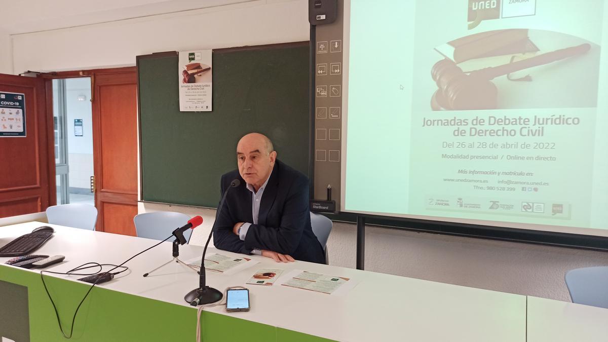 Presentación del curso de derecho civil en la UNED de Zamora.