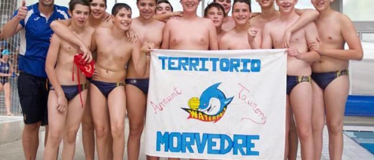 Los «taurons» infantiles del Morvedre hacen historia