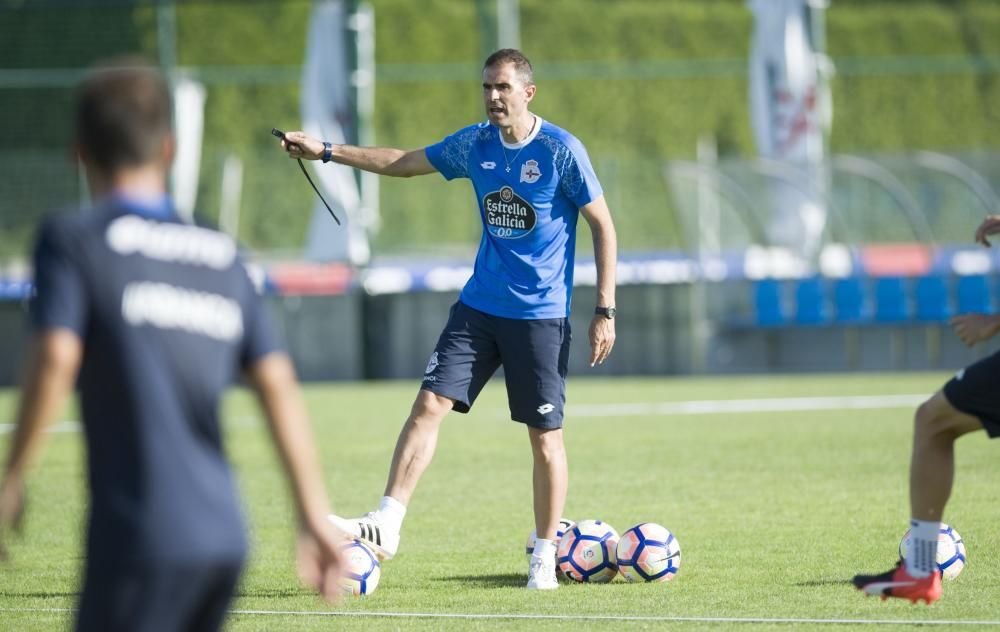 Penúltima sesión en Abegondo antes de disputar el último amistoso de pretemporada