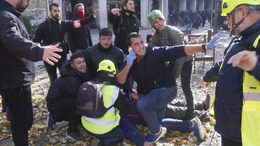 Busquen imatges del ferit greu a les càrregues de Girona