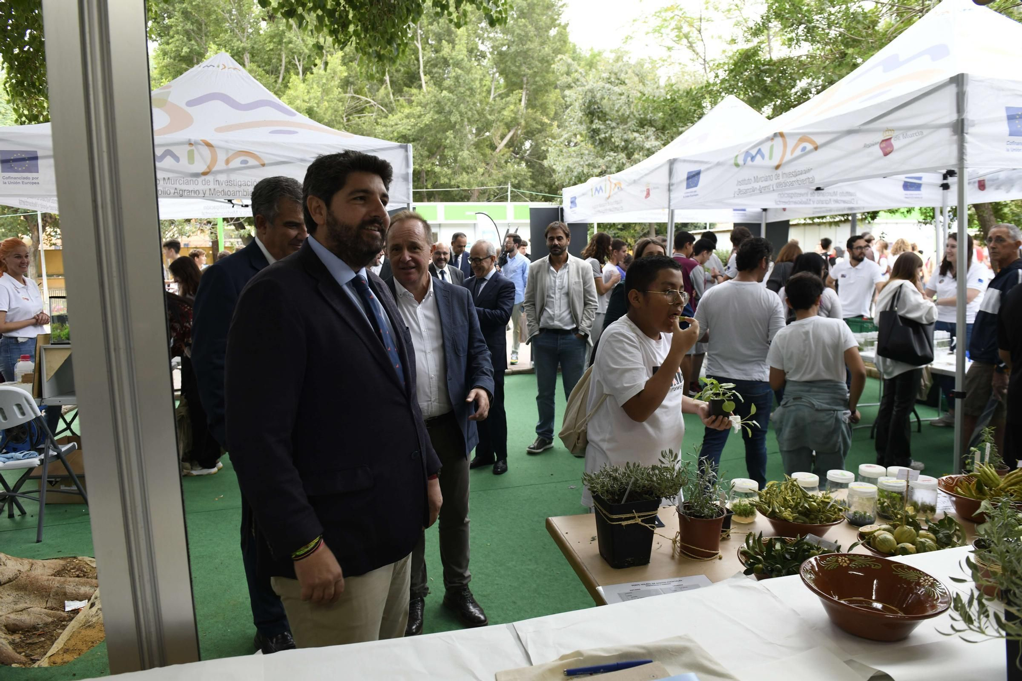 La primera jornada de la Semana de la Ciencia de Murcia, en imágenes