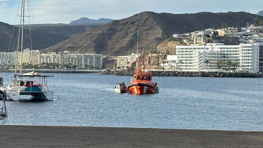 Un menor y 9 evacuados entre los 73 ocupantes de un cayuco desembarcados en Gran Canaria