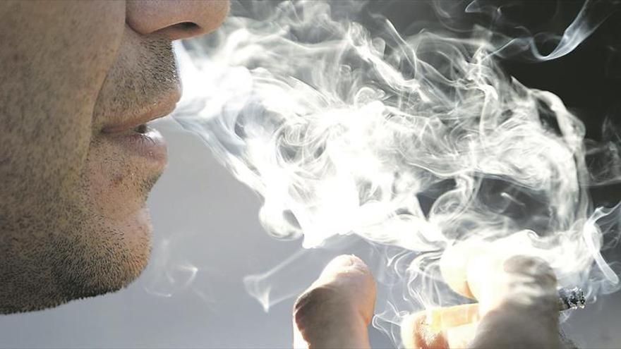 Los castellonenses se fuman 556 cajetillas más al día que en el 2018