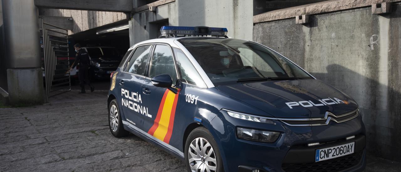 Coche de la Policía Nacional