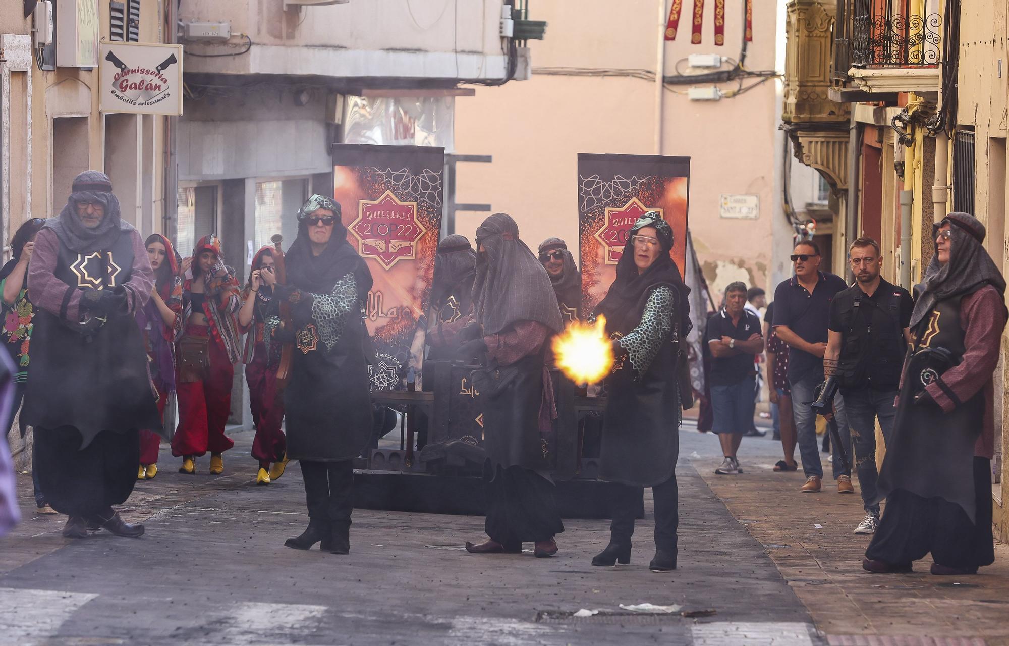 Guerrilla y Embajada Mora por las fiestas de Ibi