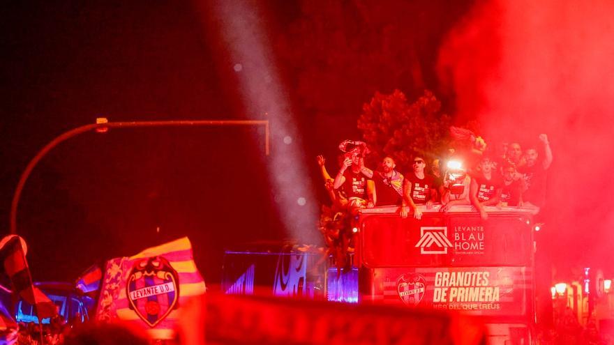No te pierdas este domingo el especial del ascenso del Levante con SUPER