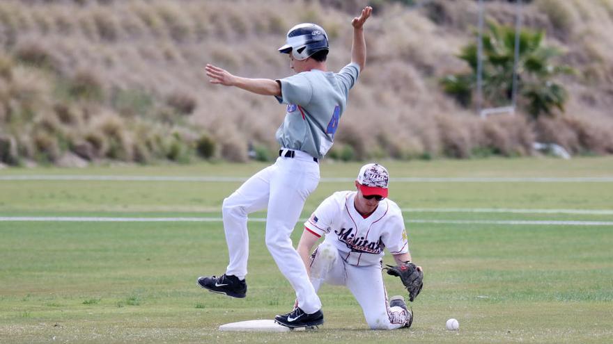 Debut de Los Tiburones.