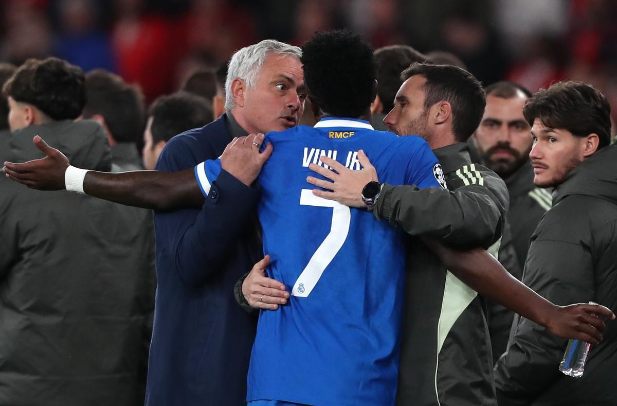 Vinicus y Mourinho, tras el incidente con Prestianni