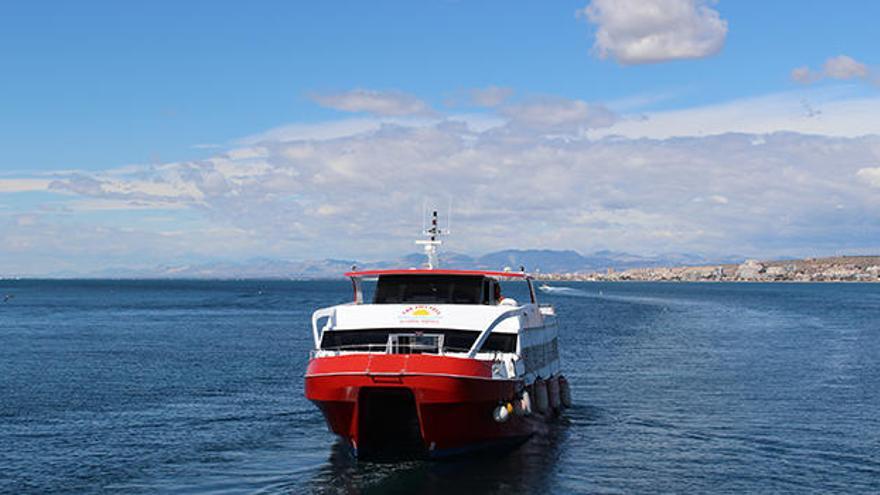 Pionera en transporte marítimo en la provincia.