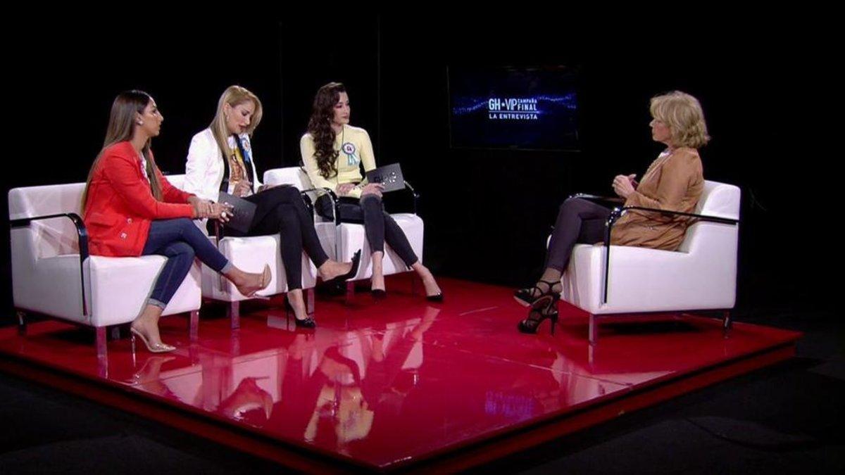 Noemí, Alba y Adara entrevistando a Mila Ximénez en 'GH VIP 7'