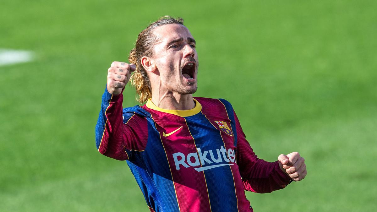 Griezmann celebra un gol en el Camp Nou marcado al Eibar.