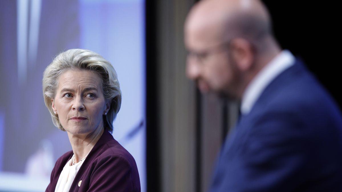 Ursula von der Leyen y Charles Michel.