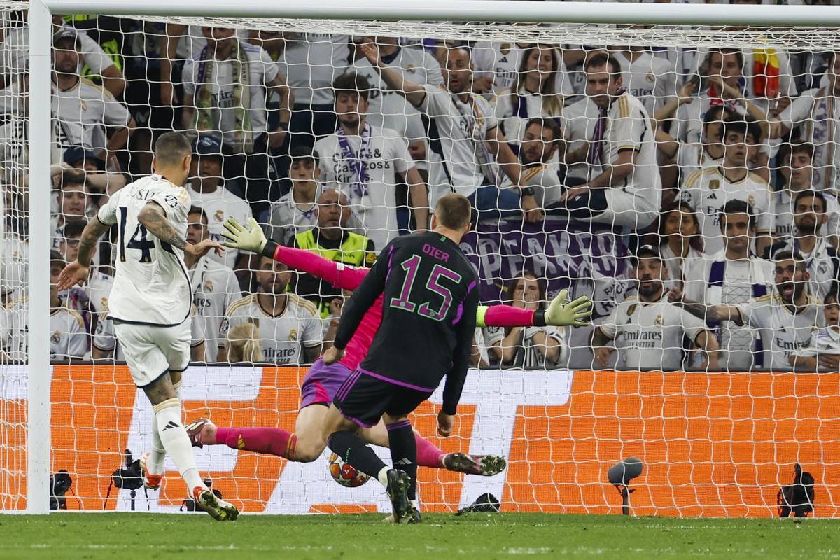 Joselu, en la acción del segundo gol del Real Madrid ante el Bayern.