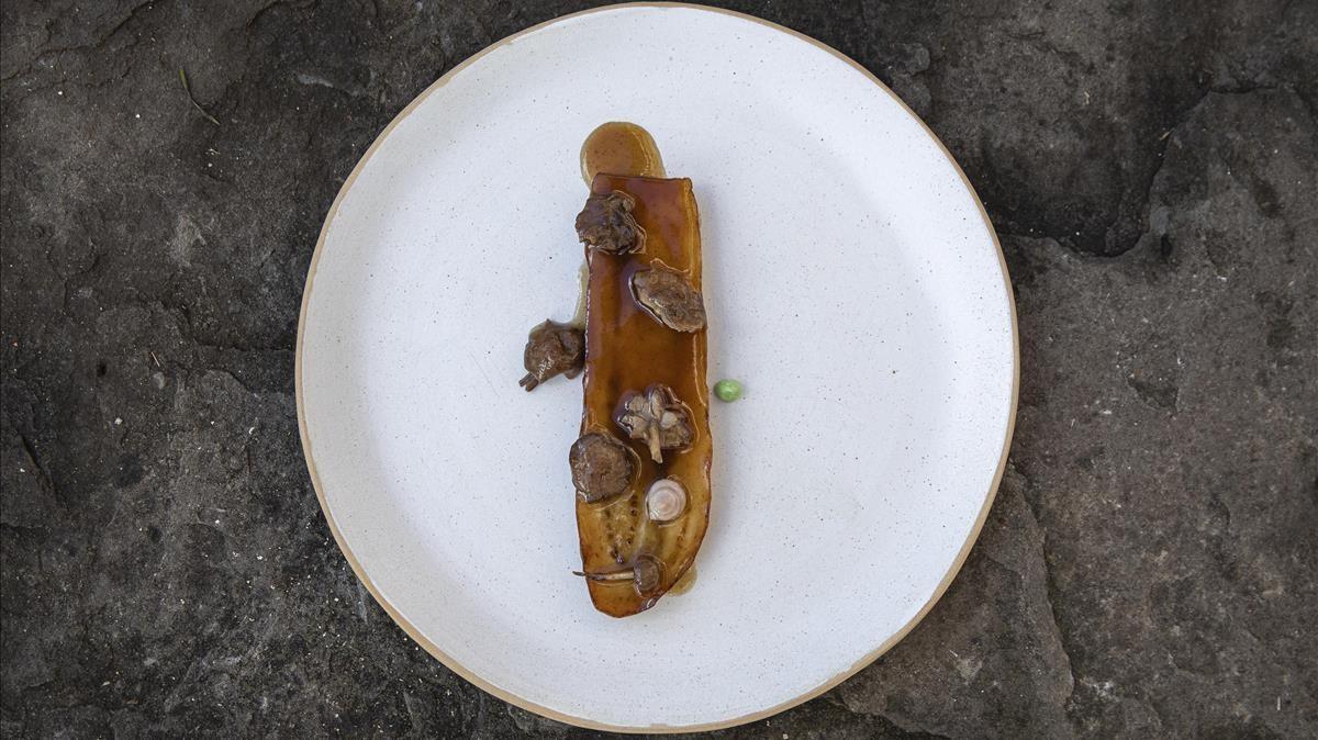 Olot 12 12 2020  Restaurante las cols presenta el plato  cocinada como una carne  fricando de berengena blanca con cama- secs  Autor  David Aparicio