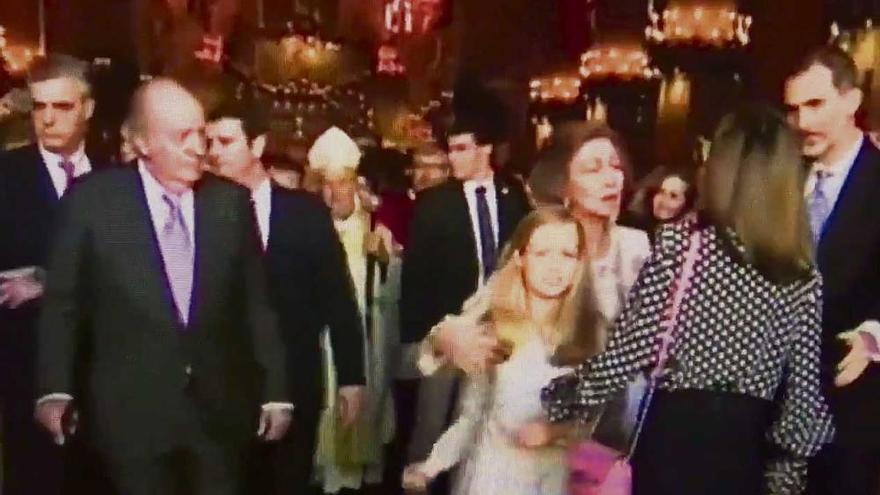 Bronca entre Letizia y Sofía en la Catedral por una foto