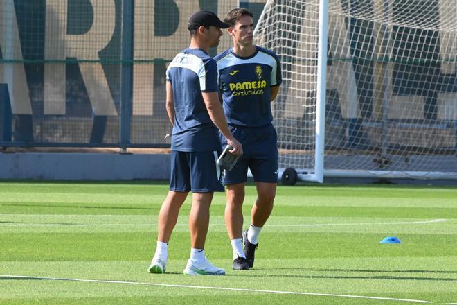 Galería: El Villarreal inicia los entrenamientos con Iñigo Pérez al mando
