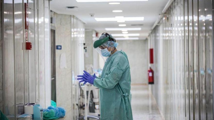Portugal, colapsado por el covid, estudia enviar pacientes a otros países