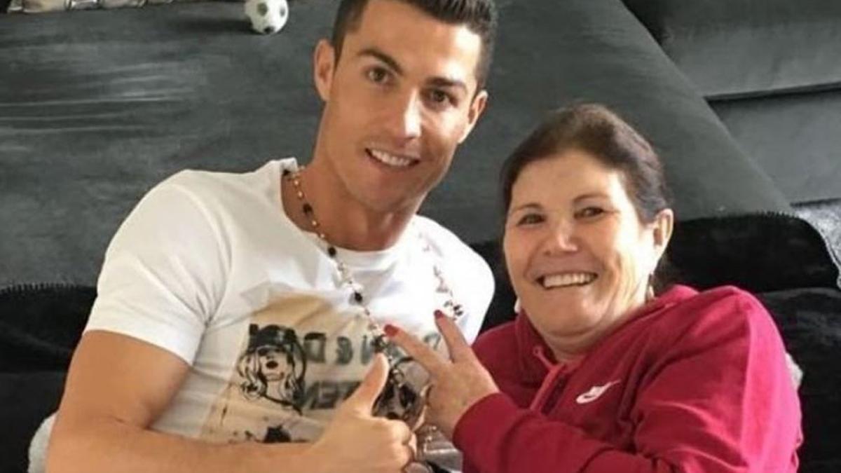 Cristiano Ronaldo y su madre Dolores Aveiro