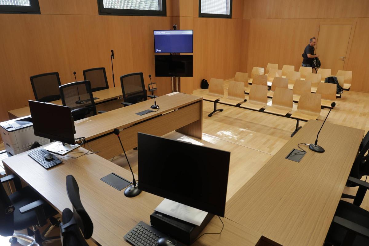Sala de vistas del Tribunal de Instancia 3 de Catarroja donde se practican las declaraciones de la causa de la dana.