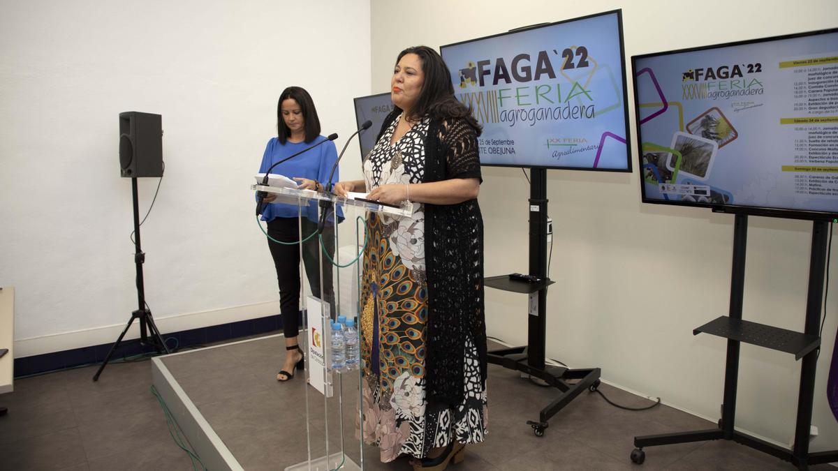 Silvia Mellado y Dolores Amo, durante la presentación de FAGA.