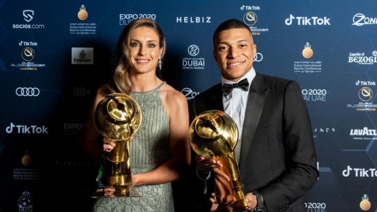 Alexia Putellas y Kylian Mbappé en la pasada edición de los Globe Soccer Awards