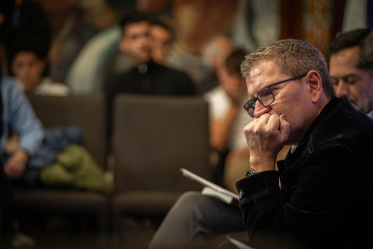 Jorge Dávila presenta su primera novela, 'El anillo de Faride'