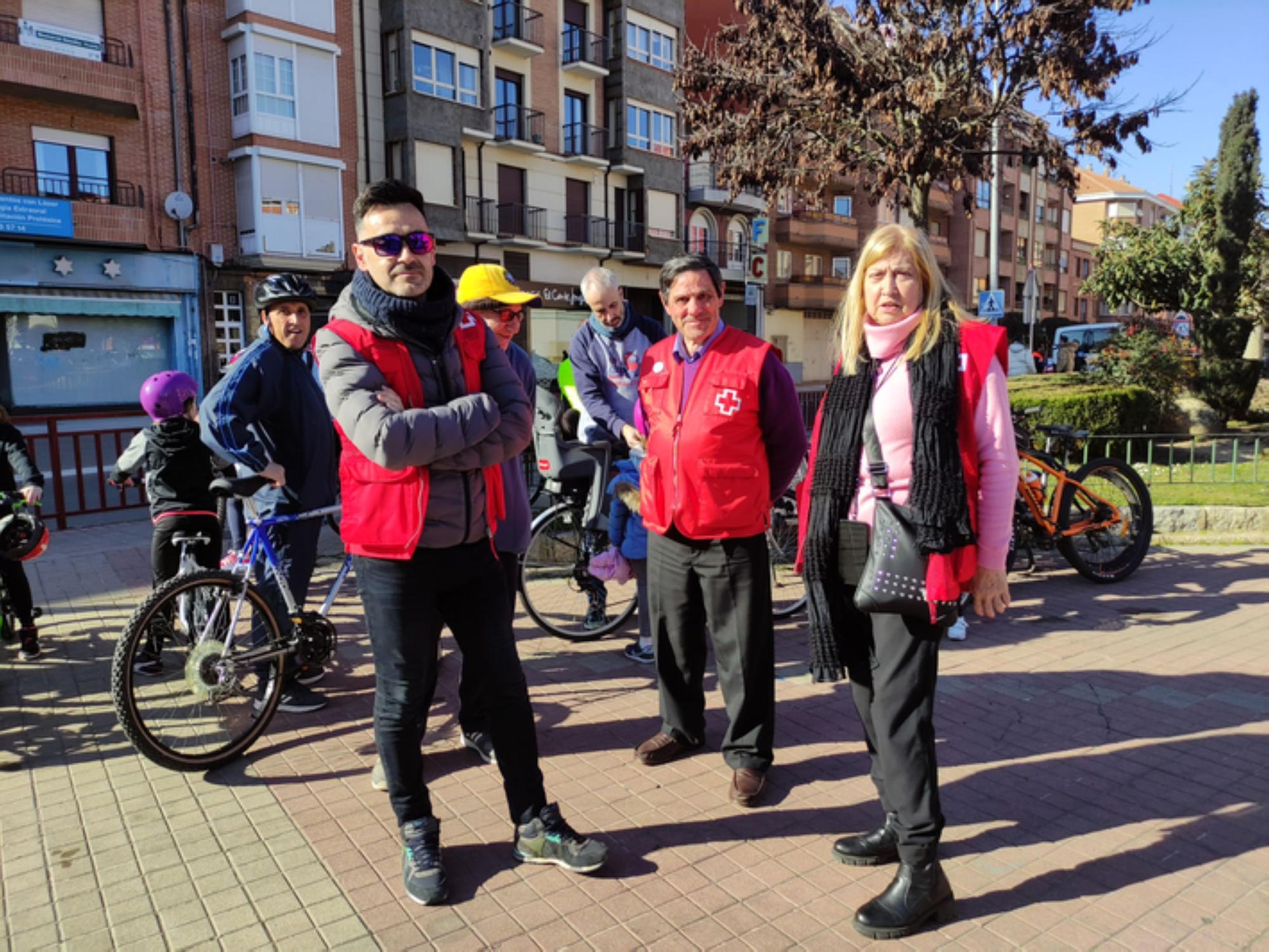 Así de bien lo pasan en la IV Marcha Cicloturista, del colegio San Vicente de Paúl de Benavente