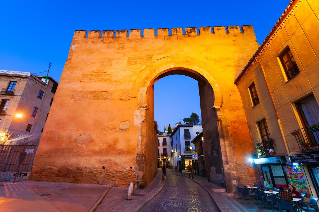 Puerta de Elvira, Granada.