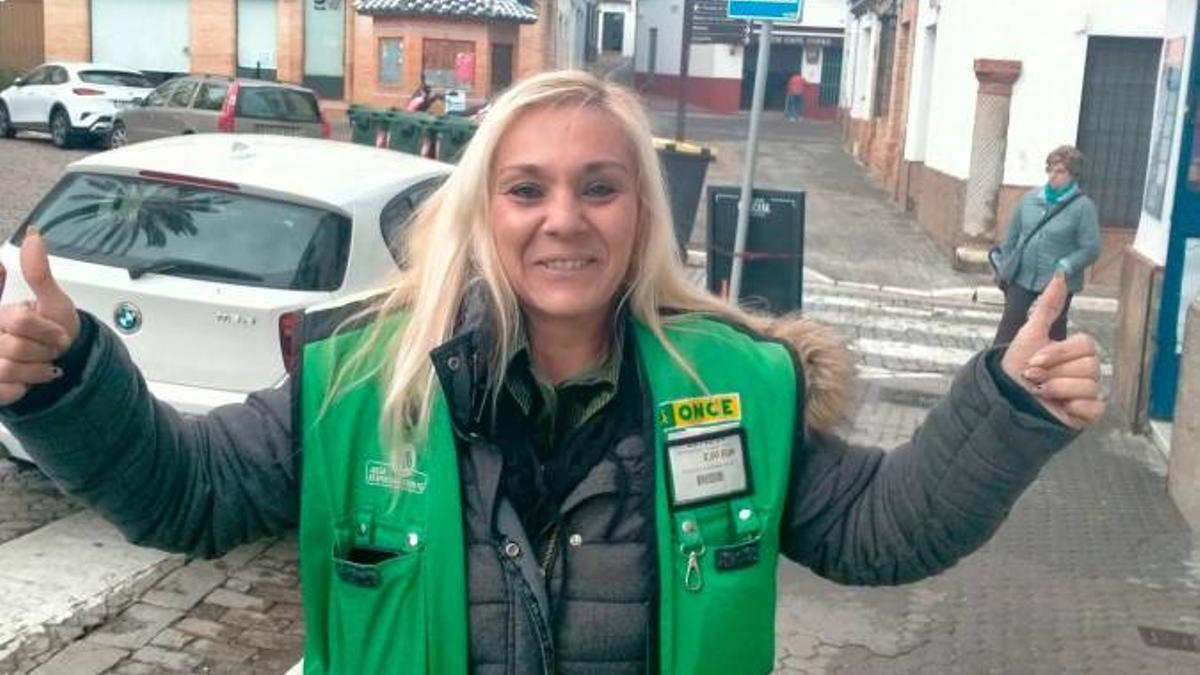 Antonia Gómez vendió diez cupones premiados con 20.000 euros cada uno