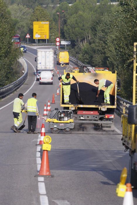 Cues a la C-66 i a l''autopista per unes obres a Sant Julià de Ramis