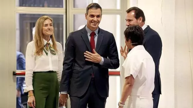 Pedro Sánchez anuncia un plan de 9.000 millones de euros para rehabilitar viviendas y promover el transporte sostenible