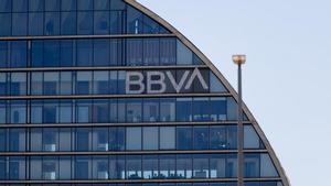 El BBVA intensifica la campanya a Catalunya en plena opa al Sabadell