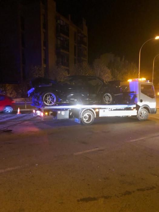 Un conductor begut i drogat s'accidenta i provoca moltes destrosses a Figueres