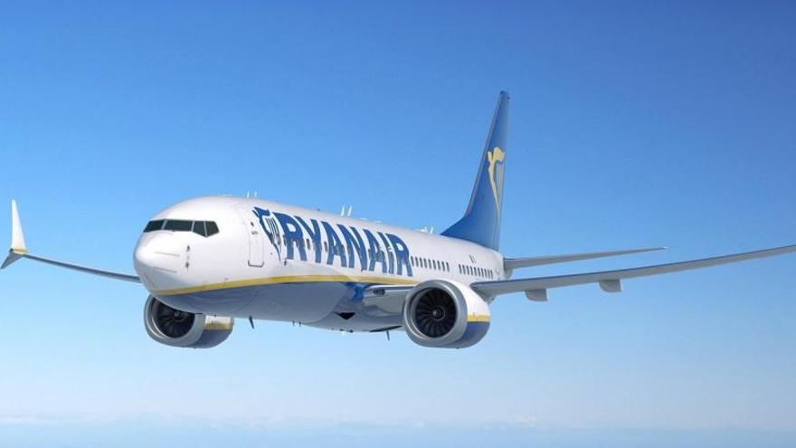 Condenan a Ryanair por cobrar un suplemento a una pasajera con bolso y maleta