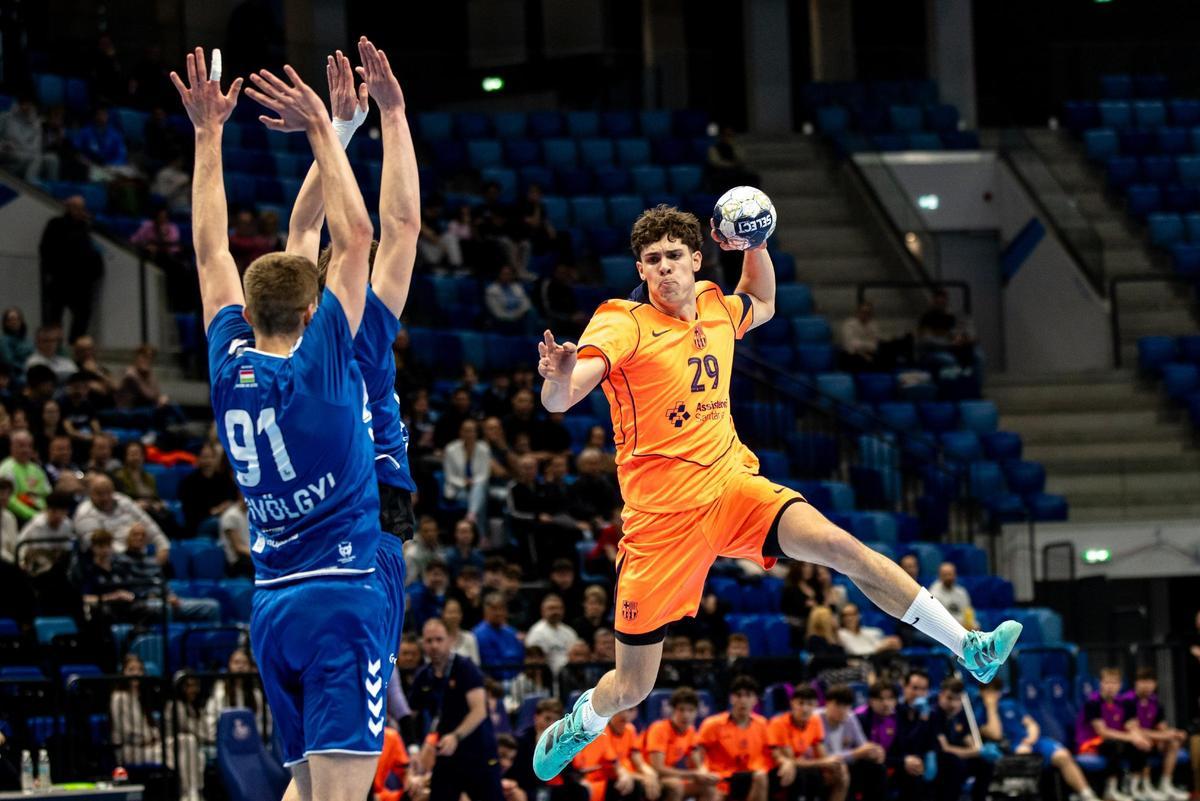 Adrián Sola, durante el partido